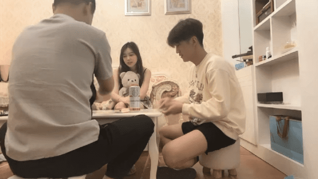 Nhậu đêm cùng người yêu bạn thân - gyxmesvu.co.uk