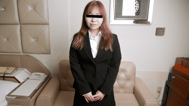 032024_01 - Nữ sinh đại học vất vả tìm việc - gyxmesvu.co.uk