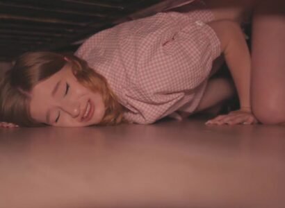 Chịch nát lồn chị kế đang mắc kệt dưới gầm giường - gyxmesvu.co.uk