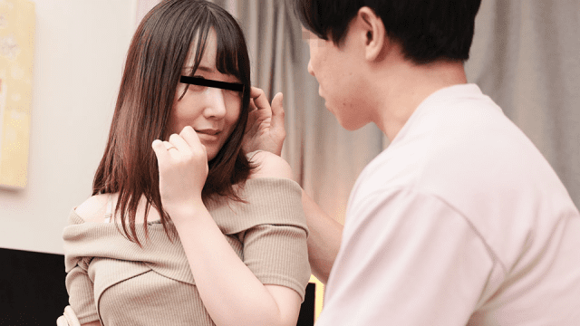 051124_100-Vô tình match mẹ của bạn thân trên tinder - gyxmesvu.co.uk